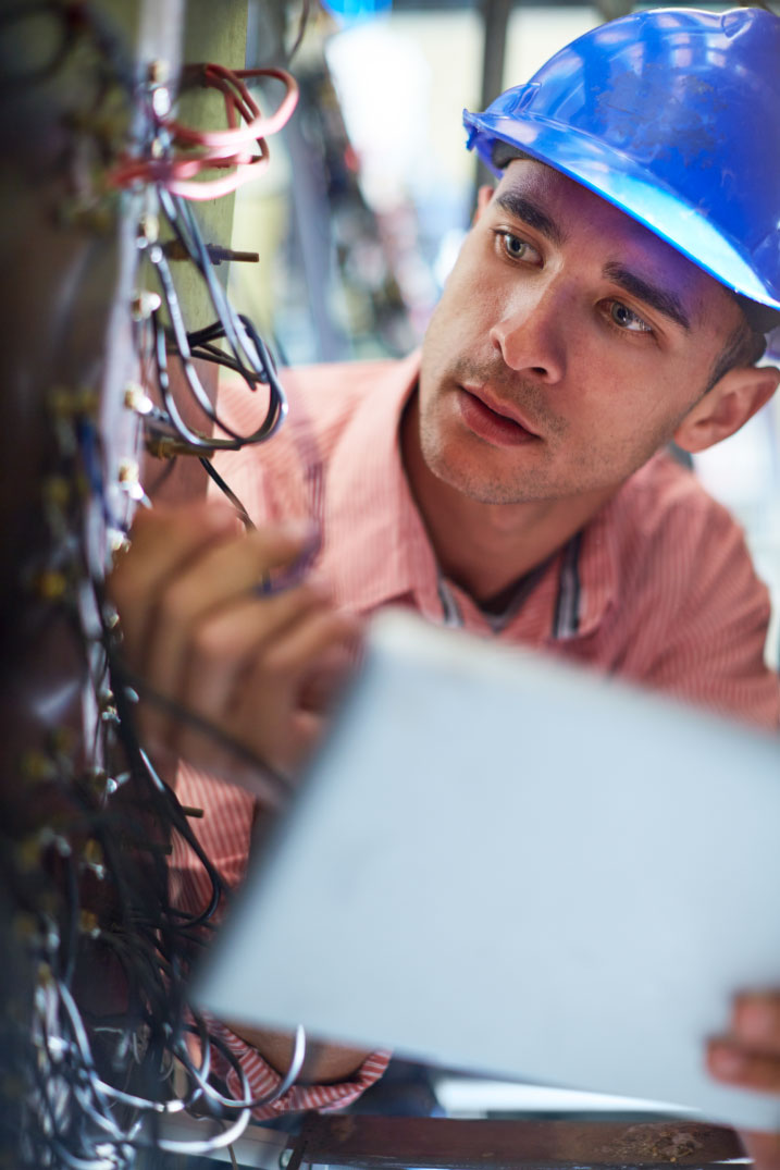 Études en electricite industrielle