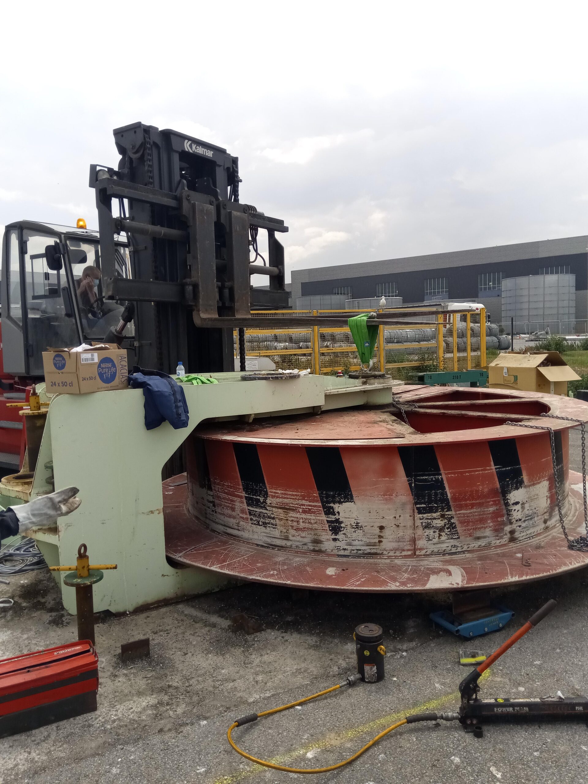 Modernisation d’un banc de traction 100–200 tonnes